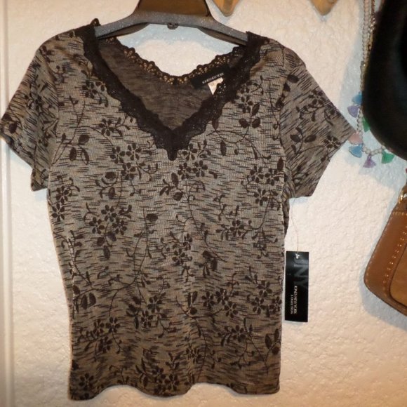 Jones New York Lace Trim V Neck Knit Top L NWT - Picture 3 of 4